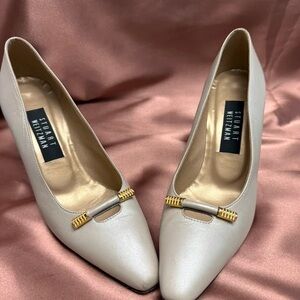 Stuart Weitzman Cream Heels with Gold Detail